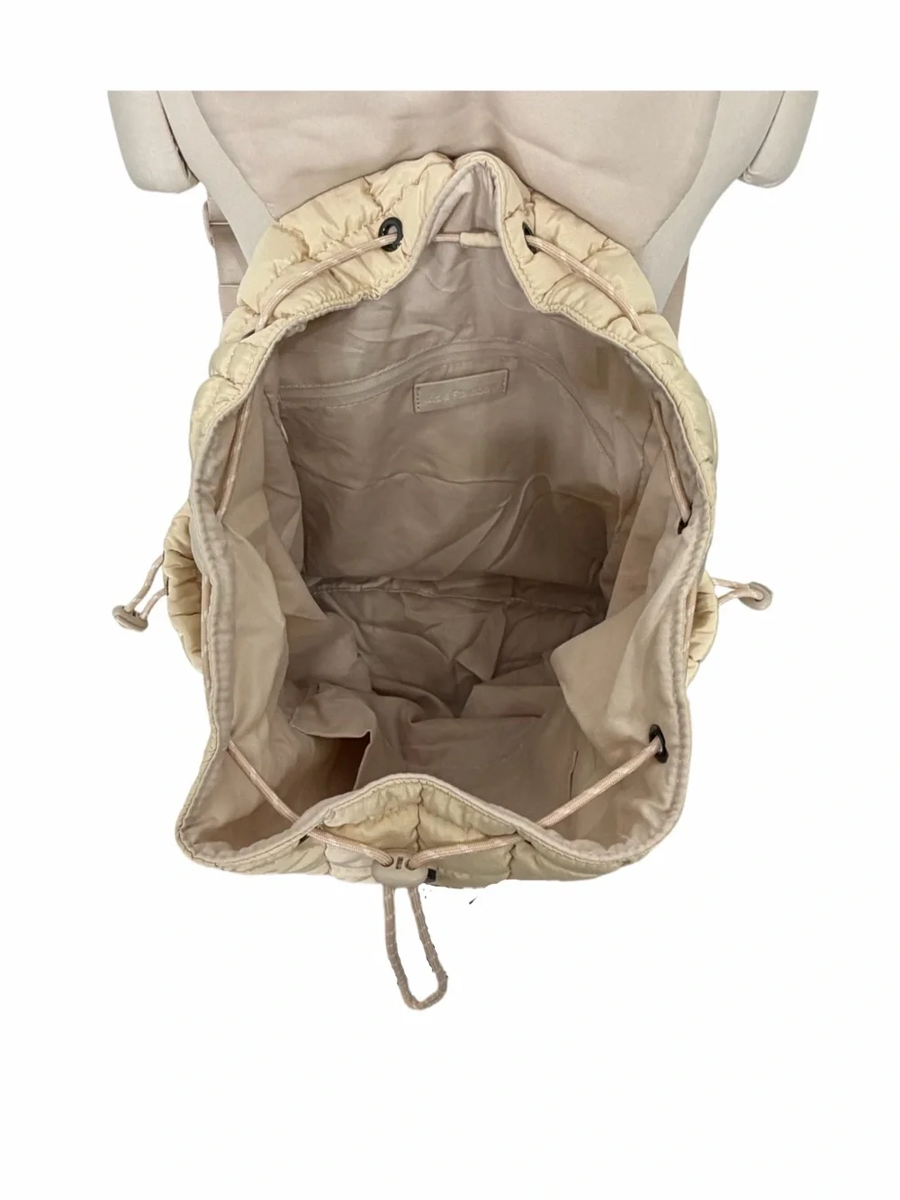 Iris & Rainbow Quilted Puffer Drawstring Backpack in Creamy White NWT